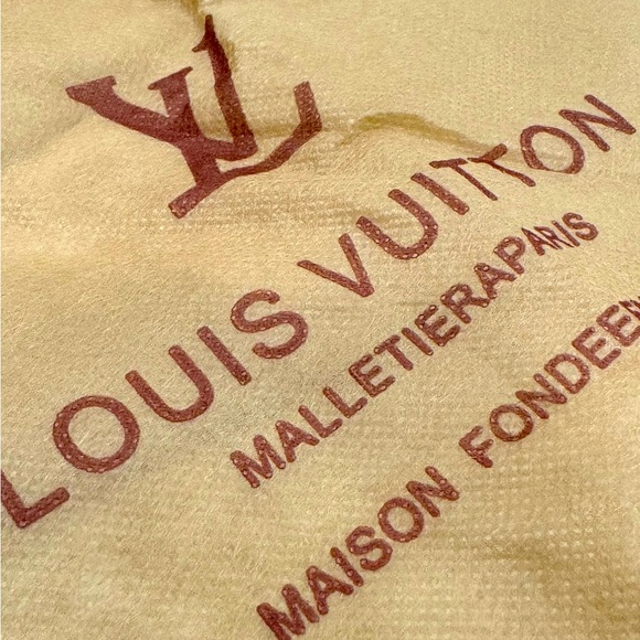 Moncler Other - 🔥 Louis Vuitton Reusable 20" x  19” Original Mid-sized Cloth Purse Dust Bag